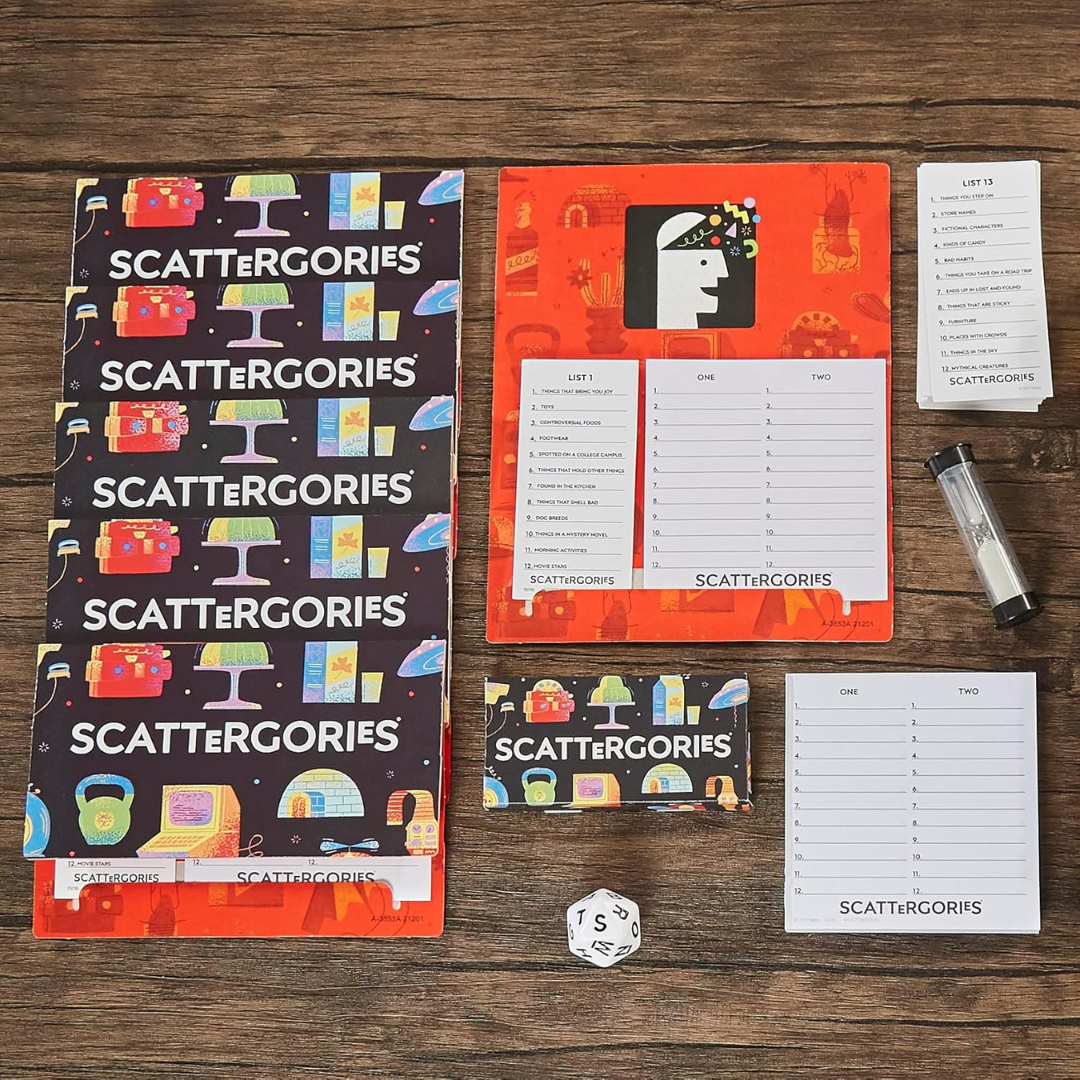 Hasbro Gaming Scattergories Classic Game